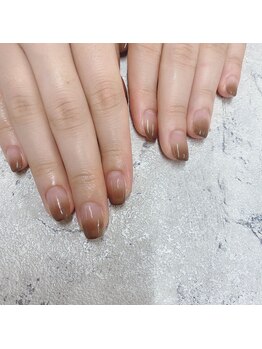 コジコジネイル(Cosi Cosi Nail)/ブラウングラデーションネイル