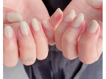 ネイルサロン ティフィン(tiffin)/～淡色もやもやネイル～