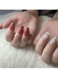 左右非対称ネイル