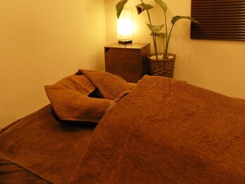 名のないサロンの写真/翌日以降も“効き目が続く”整体を求める方へ。その場しのぎのマッサージに、もう時間もお金も使わない。