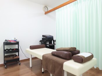 つむぎ整骨院/施術室1