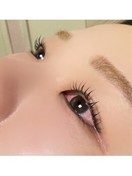 あとりえティンカーベル/パリジェンヌラッシュリフト