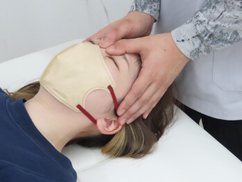 ワイズ整体(Y's整体)の写真/首肩周りからのアプローチで顔のむくみを改善◎自律神経を整え、小顔と癒やしを同時に手に入れる☆