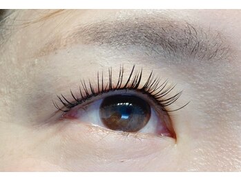 アイラッシュアンドネイル専門店 クラル(CURAR)/＆healthyバインドロック