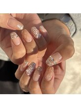 グリーディ(greedy)/大人可愛いネイル