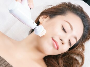 ビューティーフェイス エミテラス所沢店/【毛穴ケア】ブラシクレンジング