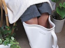 ほぐヒーリング/温めるハーブを使った足湯