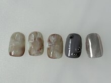 コラット ジングウマエ(KORAT jingumae)の雰囲気（お気に入りを更新しつづけるデザイン）