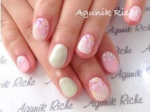 アグニークリッシェ(Agunik Riche)/【花柄ネイル】