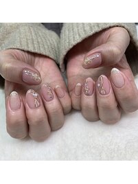 キレイめお正月ネイル