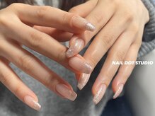 ネイルドットスタジオ 堺筋本町(NAIL DOT STUDIO)/ラメグラ