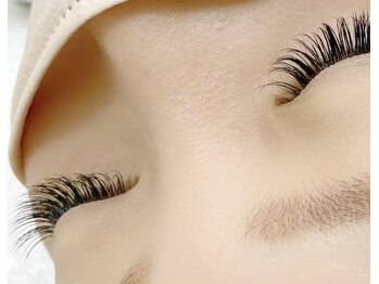 エンネ(enne)/まつ毛エクステイメージ