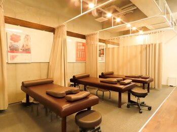 ソリーゾ美容整体院 蓮根院/院内