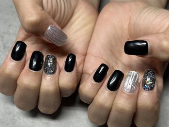 ジュリネイル(JULIE NAIL)/黒×グラスネイル