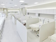 シーボン 千葉店の雰囲気（明るく広々とした開放的なサロン空間。初めての方も通いやすい）