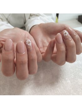 ミガクネイル(Migaku nail)/ぷっくりフラワーネイル
