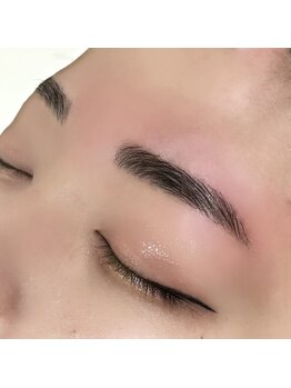 アルセ(arce)/眉毛WAX脱毛+アイブロウリフト