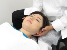 ボディ シェイク(BODY SHAKE)/頸椎調整