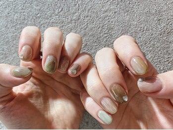 シー(Shhh...)/もやもやくすみカラー