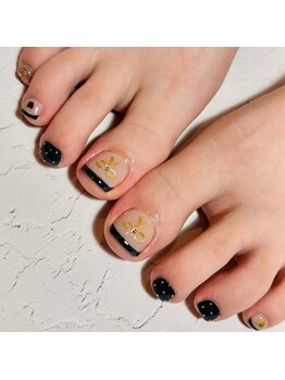 フレイムス アイラッシュ アンド ネイル(FRAMES)/【foot】リボン×ドット
