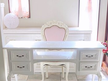 ネイルサロン ベリンダ(Nail salon Belinda)の写真/数多くのお客様に支えられて10周年！お客様の大切なお手元・お足元が最大限に輝けるお手伝いをいたします。