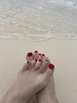 エフネイル(ef nail)の写真/【石川町駅南口徒歩2分】フットも定額コースのご用意あり！丁寧なケアでモチも◎オシャレは足元から♪