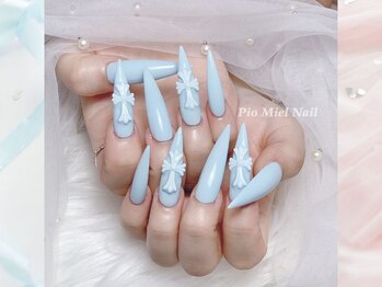 ピオミエルネイル 新宿(pio miel nail)/ アイスブルークロムネイル