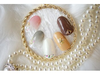 アムルーズ(Amoureuse)/ストーンアート♪