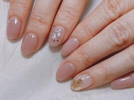 #春のシンプルシェルネイル