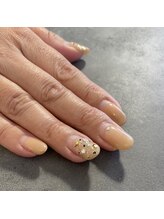 ネイルサロン アリル(Aril)/