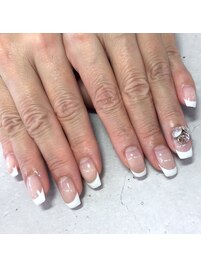 フレンチネイル