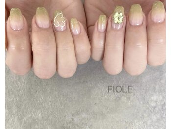 フィオル(FIOLE)/ウィッシュコアネイル
