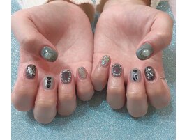 ハートシースルーネイル