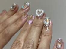 ハチイチイチサン(8113)/キラキラ韓国ネイル