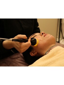 ホウレイ線・たるみ改善！予防ケア