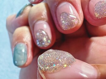 シー(Shhh...)/人気ぷっくりオーロラ