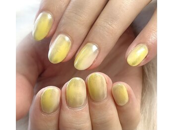 モモ(Momo)/イエロー系ニュアンス