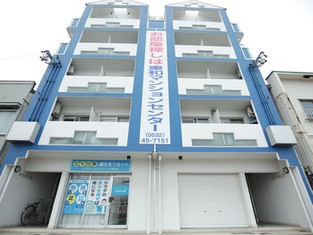 ぐるりんぱ/当店の入っている建物の外観