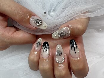 カイズプライベートネイルサロン(Kai's)の写真/歴10年の技術で短時間施術◎ご新規様も通いやすい完全個室空間♪フィルイン/スカルプ等メニューも豊富！