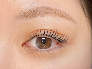 エネ(eNe)の写真/【アイブロウwax¥5500】抜け感のあるオシャレ眉♪骨格に合わせた絶妙デザインで自分史上最高の目元に!