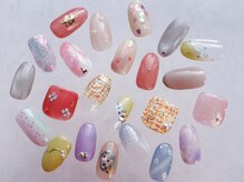 ネイルクイック アラビアンナイト オペラシティ店の雰囲気（アート込みの定額コース（ハンド・フット）カラー変更無料！）