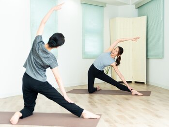 南林間駅前スタジオ メローヨガ(Mellow-Yoga)/体が伸びると気持ちいい！を実感