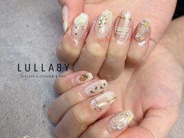 トレンドニュアンスネイル