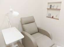 トウ 四条烏丸(tou)の雰囲気（半個室の空間ででごゆっくりお寛ぎください♪）