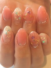 トータルサロン 白べぇーっ プラス/セーラームーンネイル