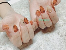 べっこう柄ネイル