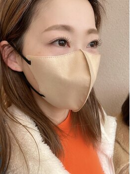 リッシュ(riche)/カラーラッシュで抜け感まつ毛