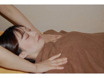 リラクゼーション幸の写真/【ガチガチの首肩こり解消★】中国式マッサージで筋肉の奥深くまで圧をかける!肩こり/冷え/むくみ/頭痛◎