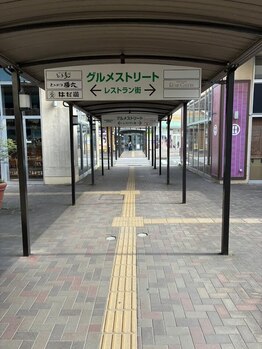 縁(YOSUGA)/当院への道順 3