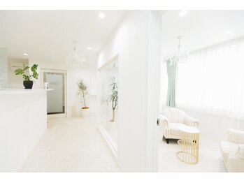 エヌエー(na)/サロン雰囲気